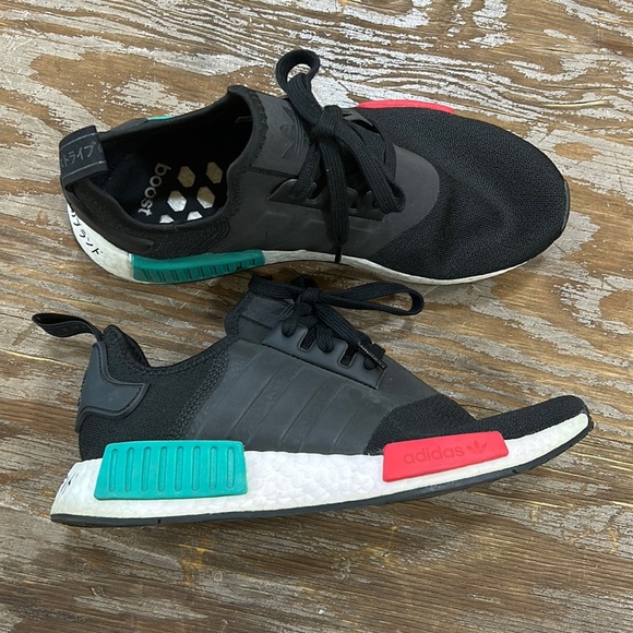 NMD R1 Core Black men’s - Picture 1 of 3